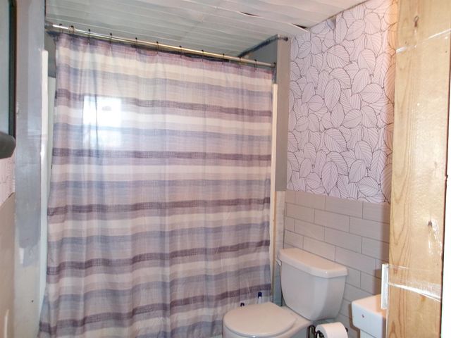 7577 N 550 E, Rochester, IN 46975