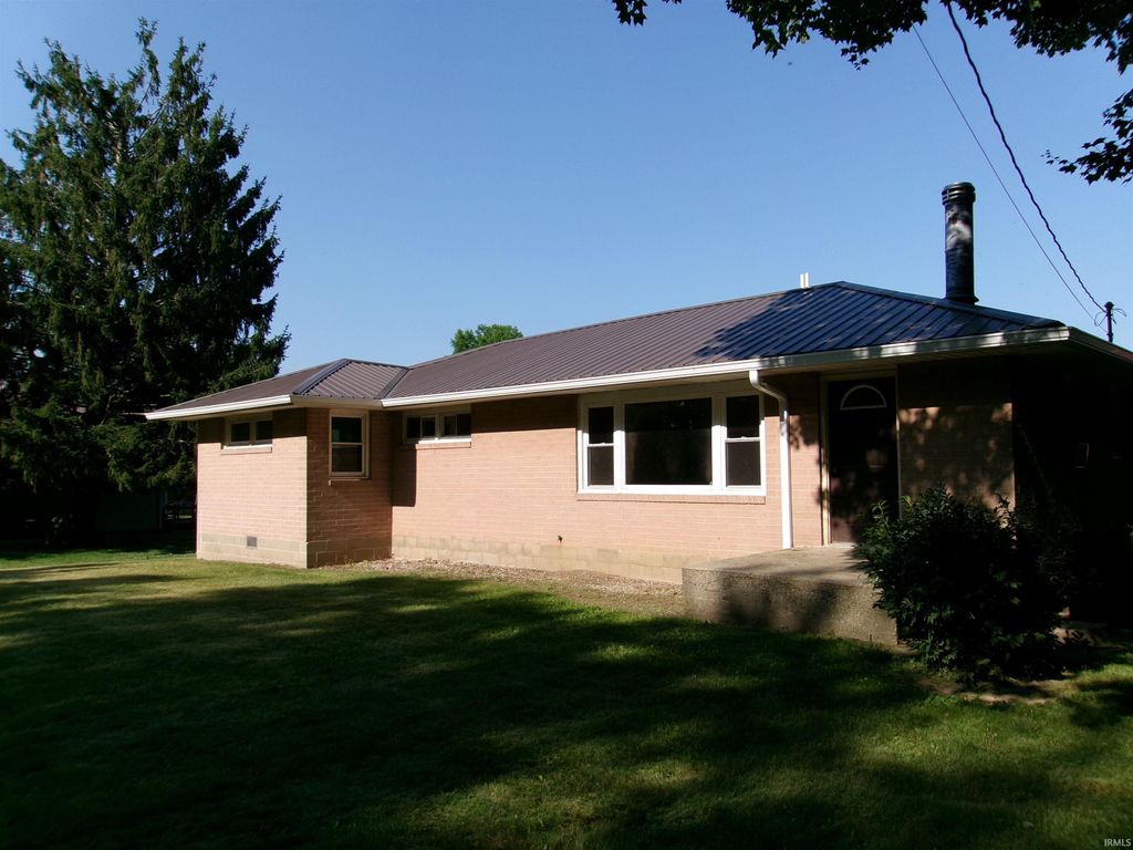 7577 N 550 E, Rochester, IN 46975