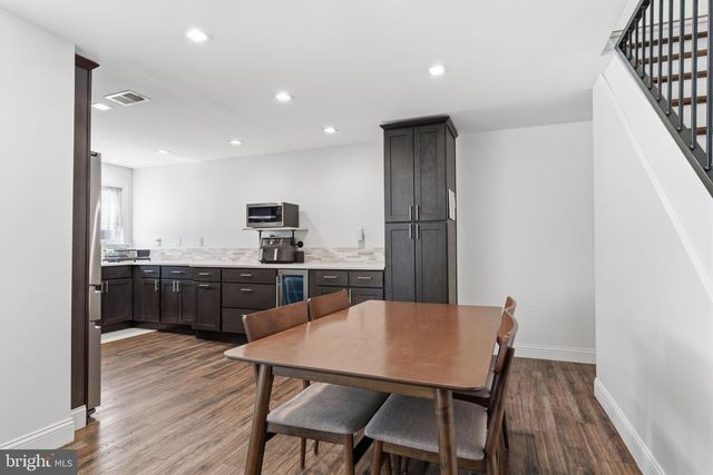 3618 ESSEX LN, Philadelphia, PA 19114