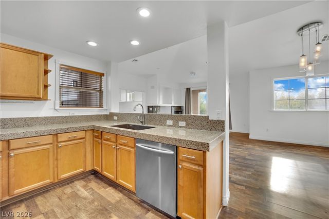 2325 Windmill Parkway 1522, Henderson, NV 89074