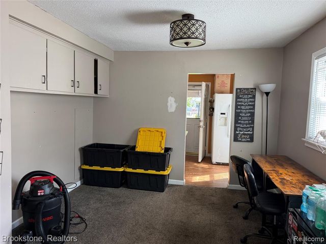 5898 N Globe Street, Westland, MI 48185