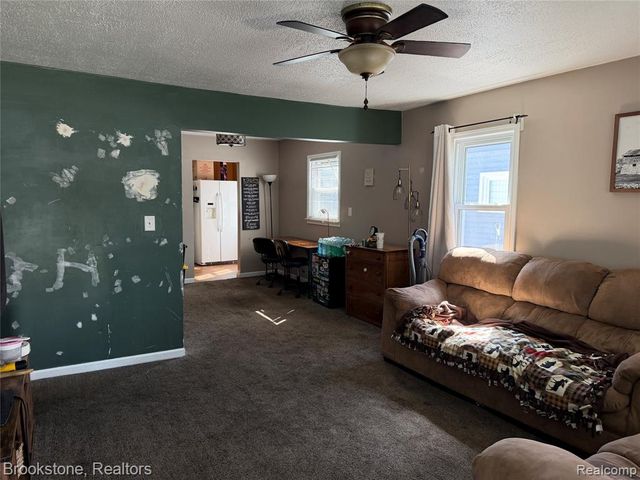 5898 N Globe Street, Westland, MI 48185