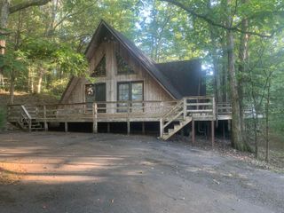 427 Dark Hollow Road, Irvine, KY 40336