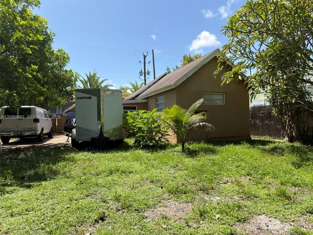 113 SE 4th Street, Hallandale Beach, FL 33009
