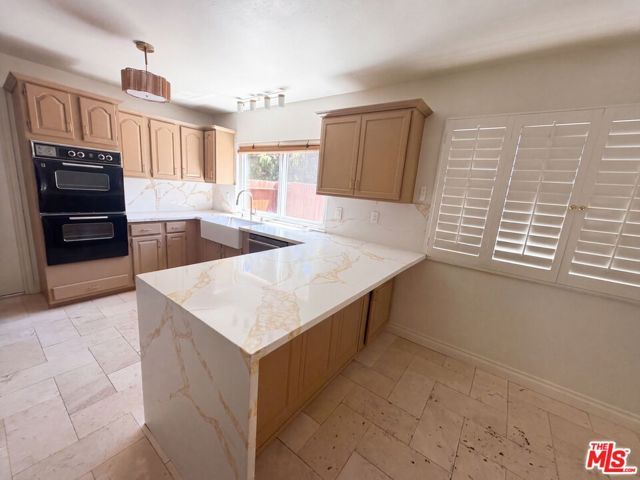 7365 Pomelo Drive, Los Angeles, CA 91307