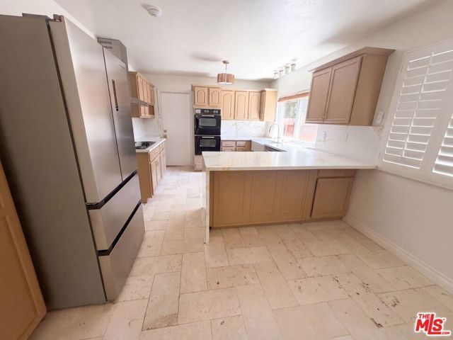 7365 Pomelo Drive, Los Angeles, CA 91307