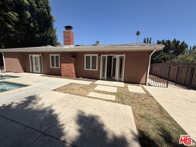 7365 Pomelo Drive, Los Angeles, CA 91307