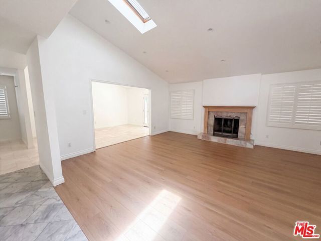7365 Pomelo Drive, Los Angeles, CA 91307