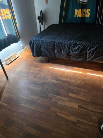 611 S Harrison Avenue, Aurora, MO 65605