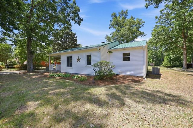 119 Donvic Drive, High Point, NC 27262