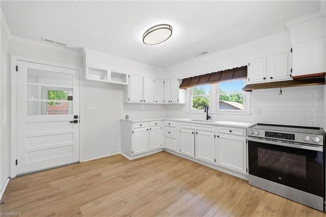 119 Donvic Drive, High Point, NC 27262
