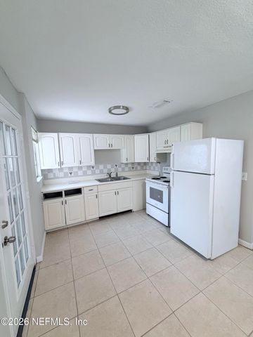 1457 DETROIT Street, Jacksonville, FL 32254