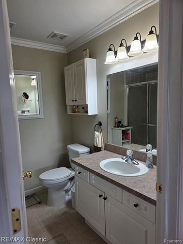 3391 Tremonte Circle Suite 100, Rochester, MI 48306