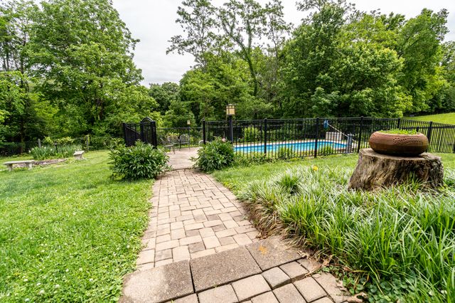 5205 Rabbit Hash Road, Union, KY 41091