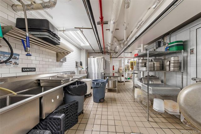 2909 Broadway, Astoria, NY 11106