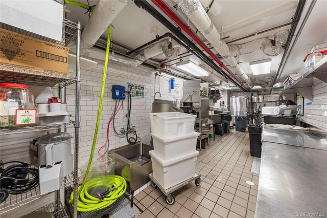 2909 Broadway, Astoria, NY 11106