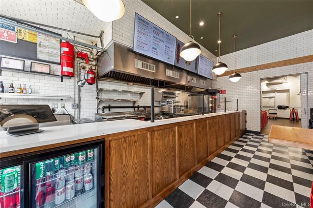 2909 Broadway, Astoria, NY 11106