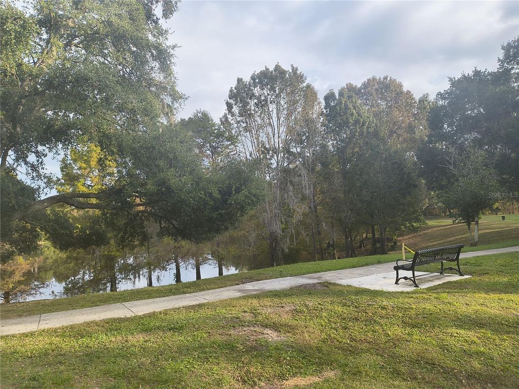 Image 5 of property listing at 1406 GREENWOOD STREET, Orlando, FL 32801