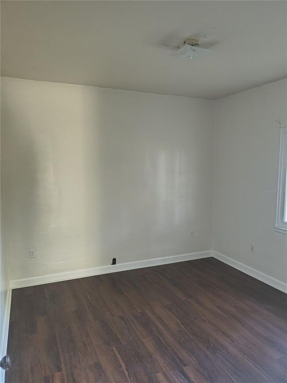 Image 10 of property listing at 1406 GREENWOOD STREET, Orlando, FL 32801