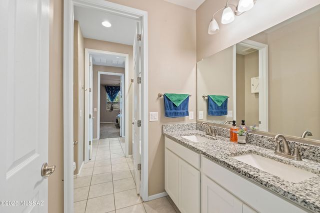 6575 E Via Arroyo Largo, Tucson, AZ 85756