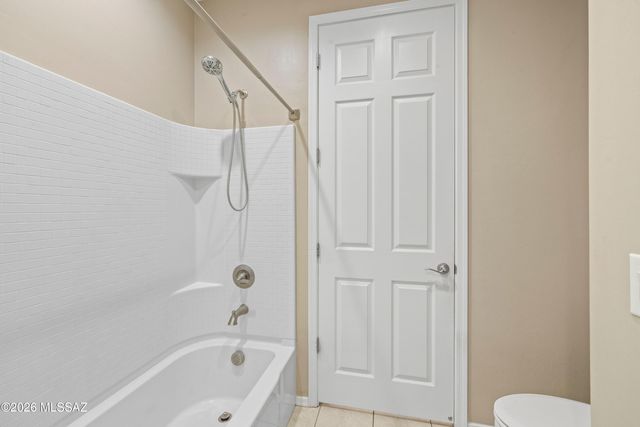 6575 E Via Arroyo Largo, Tucson, AZ 85756