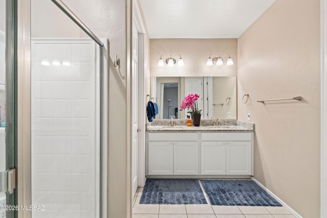 6575 E Via Arroyo Largo, Tucson, AZ 85756