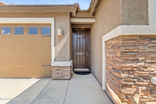 6575 E Via Arroyo Largo, Tucson, AZ 85756