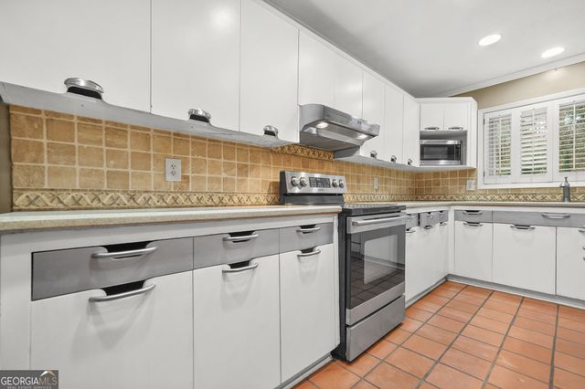 1460 Silver Hill Road, Stone Mountain, GA 30087