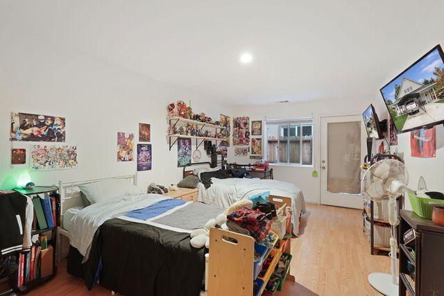 336 E Locust St, Lodi, CA 95240