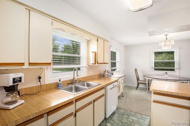 11508 Grand Blanc Road, Gaines, MI 48436