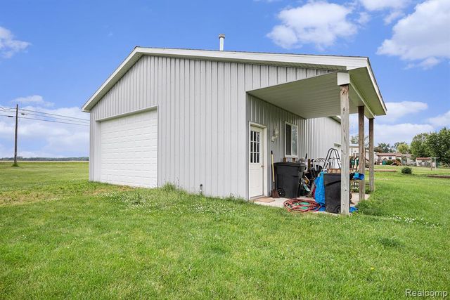 11508 Grand Blanc Road, Gaines, MI 48436