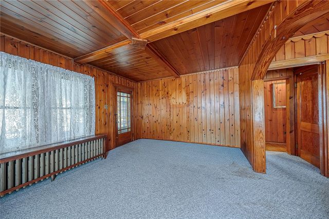 412 Old Zelienople Rd, Franklin Twp, PA 16117