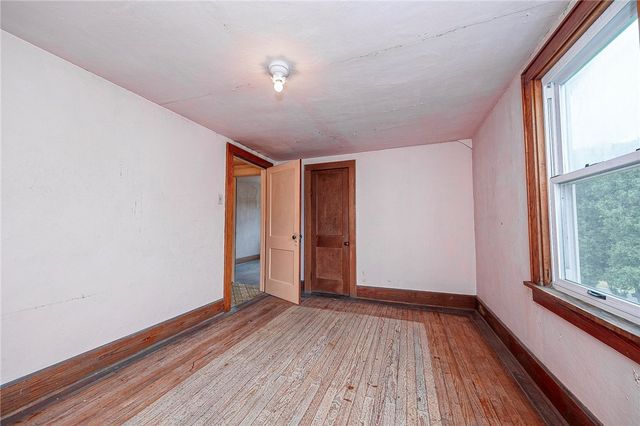 412 Old Zelienople Rd, Franklin Twp, PA 16117