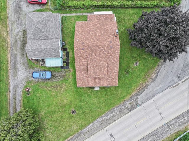 412 Old Zelienople Rd, Franklin Twp, PA 16117