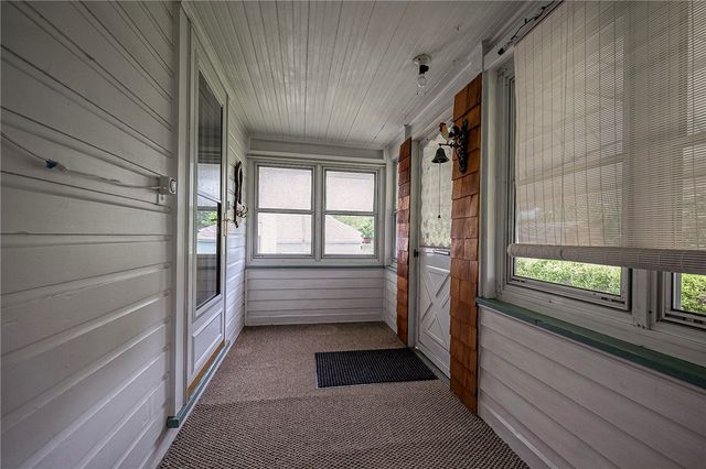 412 Old Zelienople Rd, Franklin Twp, PA 16117