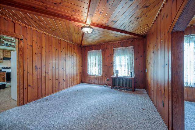 412 Old Zelienople Rd, Franklin Twp, PA 16117