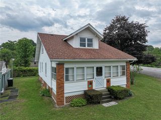 412 Old Zelienople Rd, Franklin Twp, PA 16117