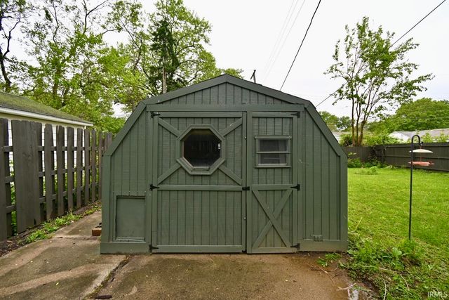 2420 Oxford Street, Lafayette, IN 47909