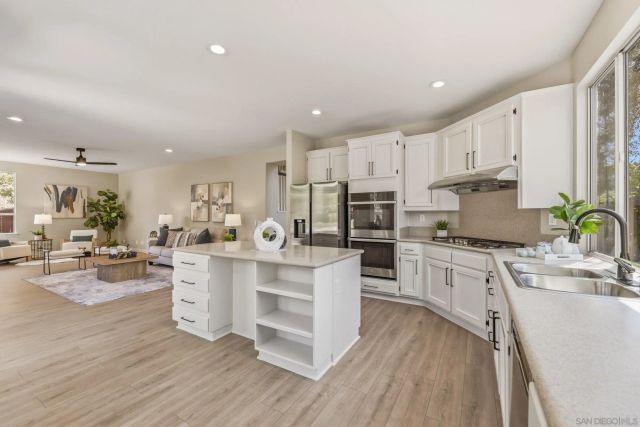 7304 Celata, San Diego, CA 92129