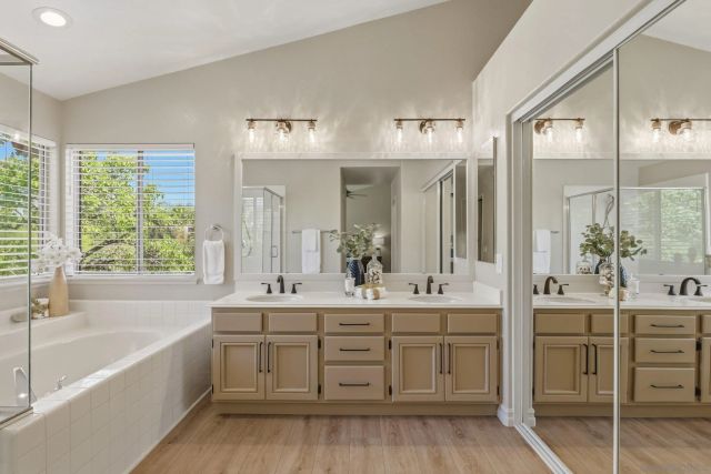 7304 Celata, San Diego, CA 92129