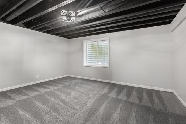 1701 J W Way, Saint Joseph, MI 49085