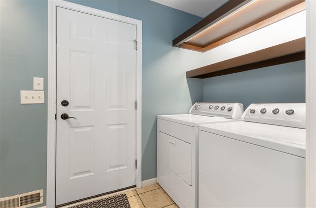 1701 J W Way, Saint Joseph, MI 49085