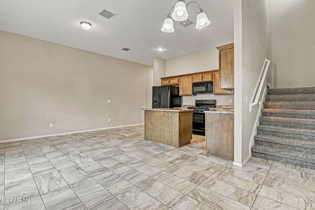 716 HC Gilbert Minjares Drive A, Socorro, TX 79927