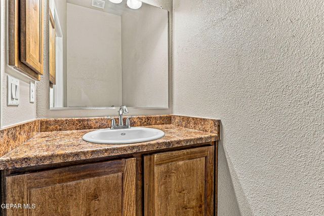 716 HC Gilbert Minjares Drive A, Socorro, TX 79927
