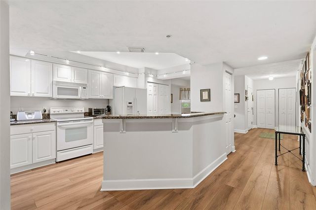 426 BOUCHELLE DRIVE 301, New Smyrna Beach, FL 32169