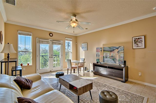 1185 SW 9TH ROAD 402, Gainesville, FL 32601