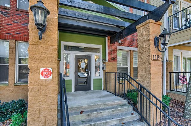 1185 SW 9TH ROAD 402, Gainesville, FL 32601