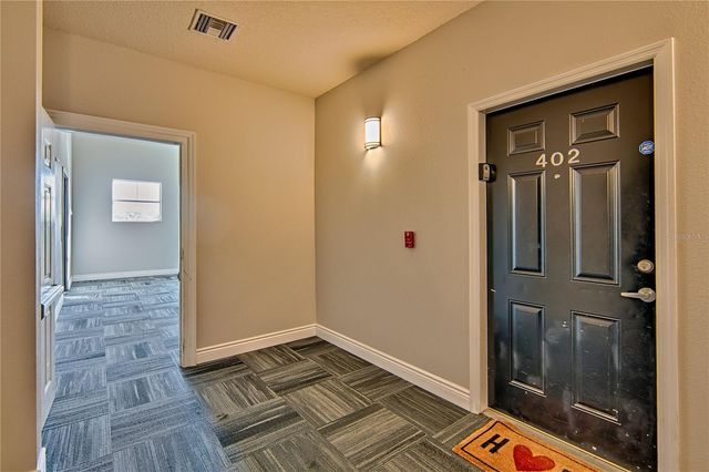 1185 SW 9TH ROAD 402, Gainesville, FL 32601