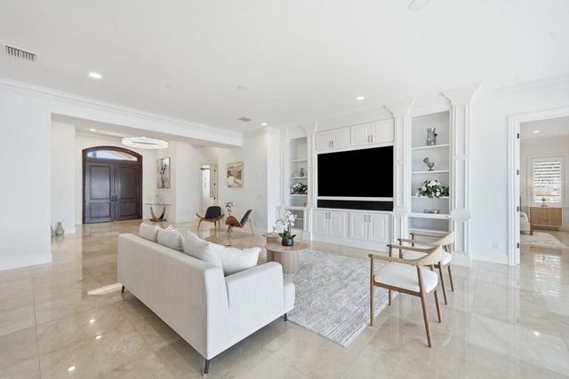 504 55 TH AVENUE, St Pete Beach, FL 33706
