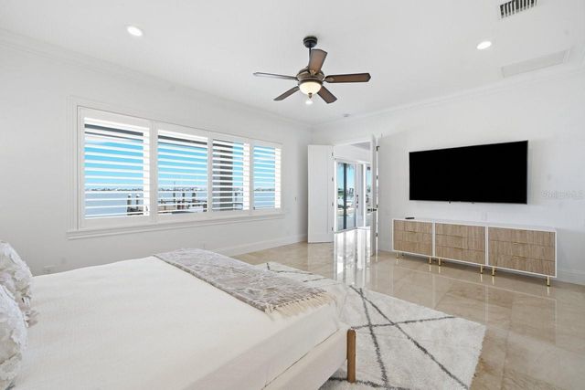 504 55 TH AVENUE, St Pete Beach, FL 33706